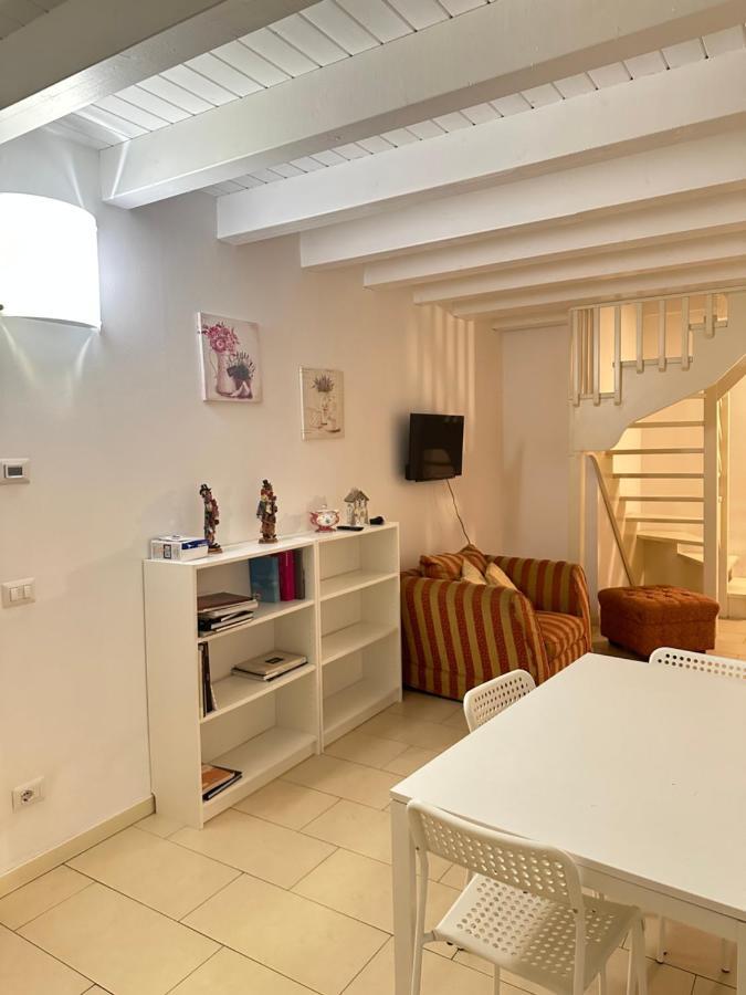 Feel - Accademia Carrara Apartment Бергамо Экстерьер фото