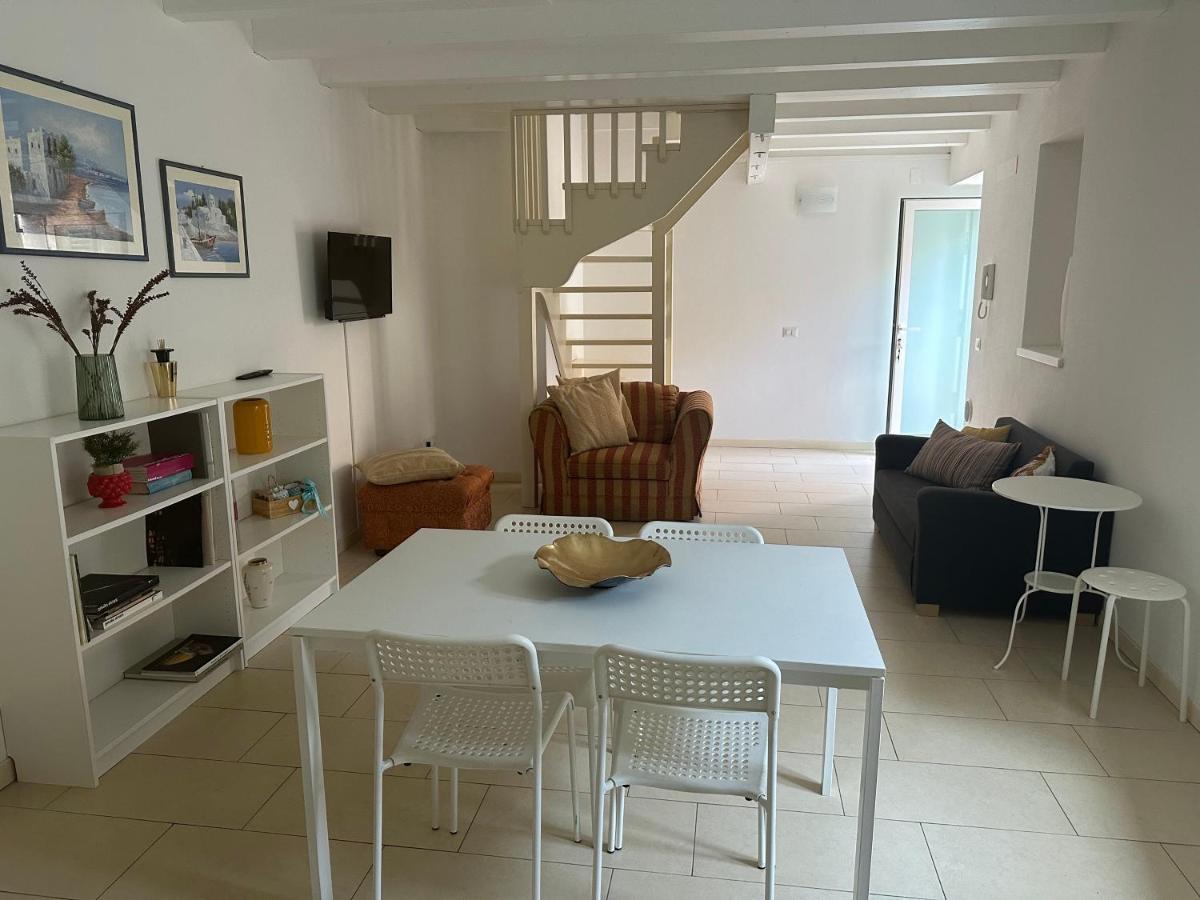 Feel - Accademia Carrara Apartment Бергамо Экстерьер фото